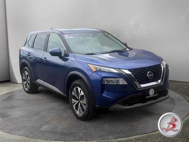 Used 2023 Nissan Rogue SV AWD/4WD image 1