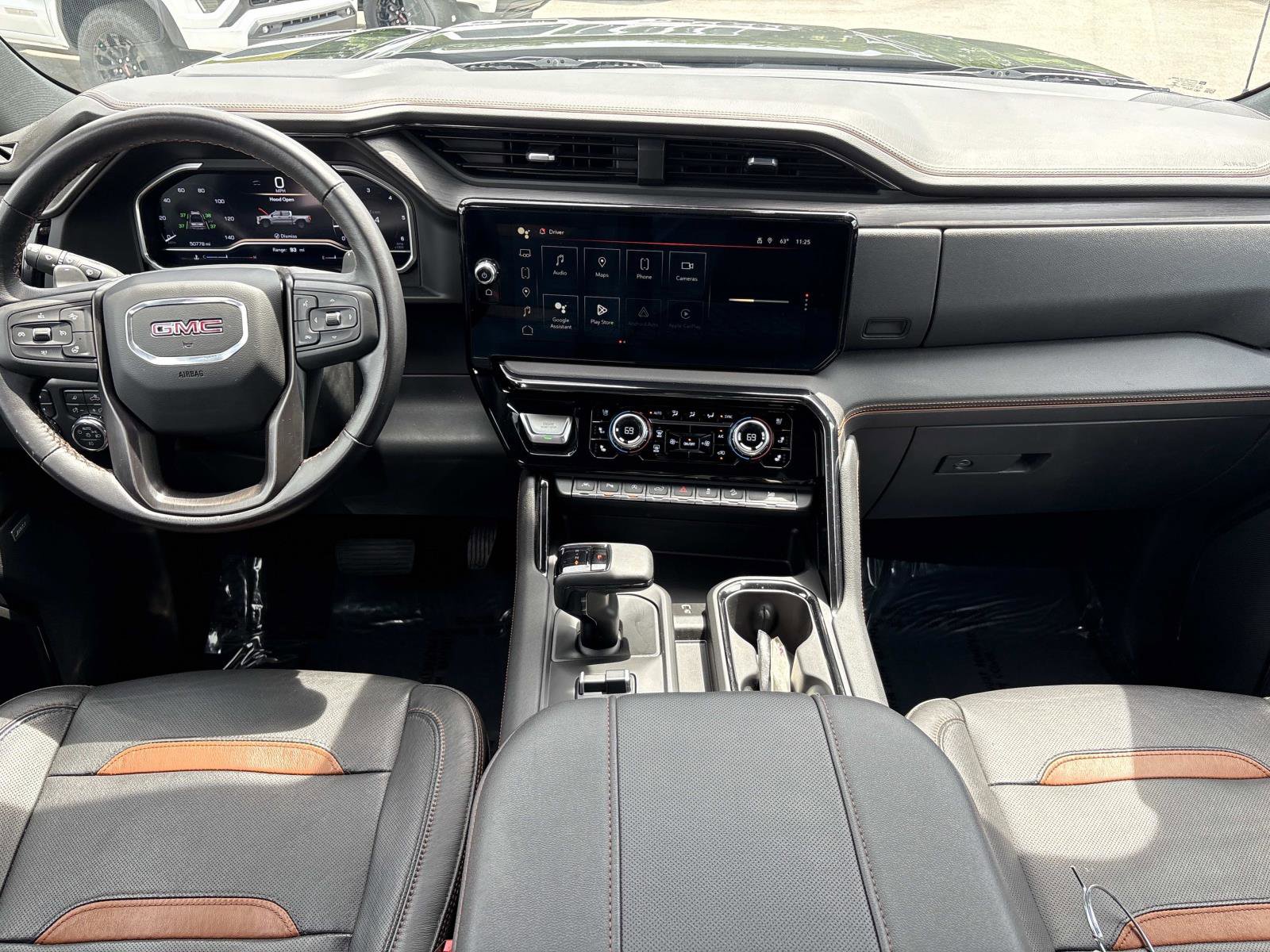 Certified 2023 GMC Sierra 1500 AT4 w/ AT4 Premium Package AWD/4WD image 31