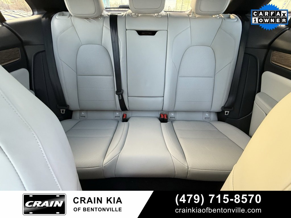 Used 2024 Porsche Macan 4 Electric image 28