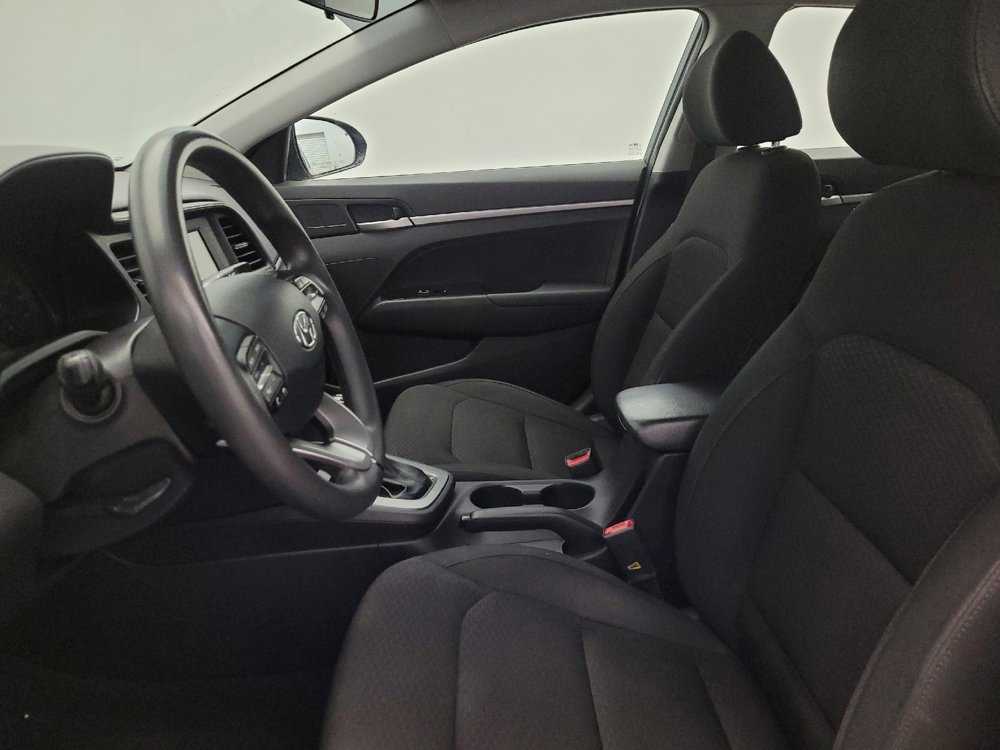 Used 2019 Hyundai Elantra SE w/ Cargo Package image 17