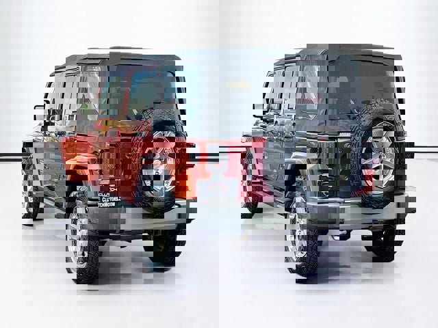 Used 2009 Jeep Wrangler Unlimited Sahara w/ Dual Top Group image 8