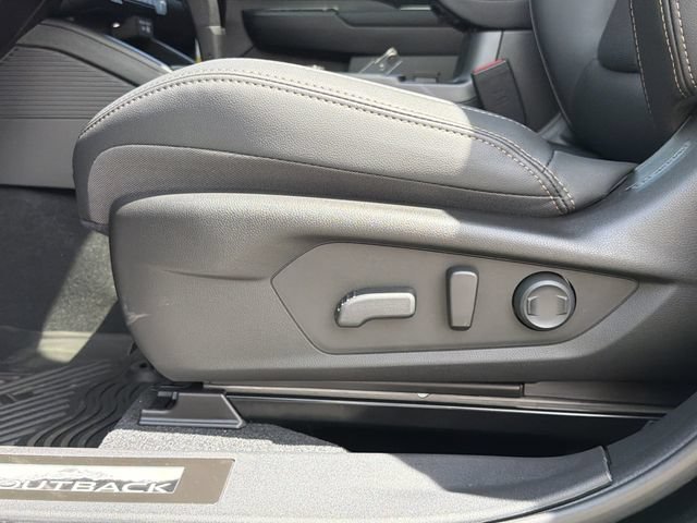New 2026 Subaru Outback Limited AWD/4WD image 22