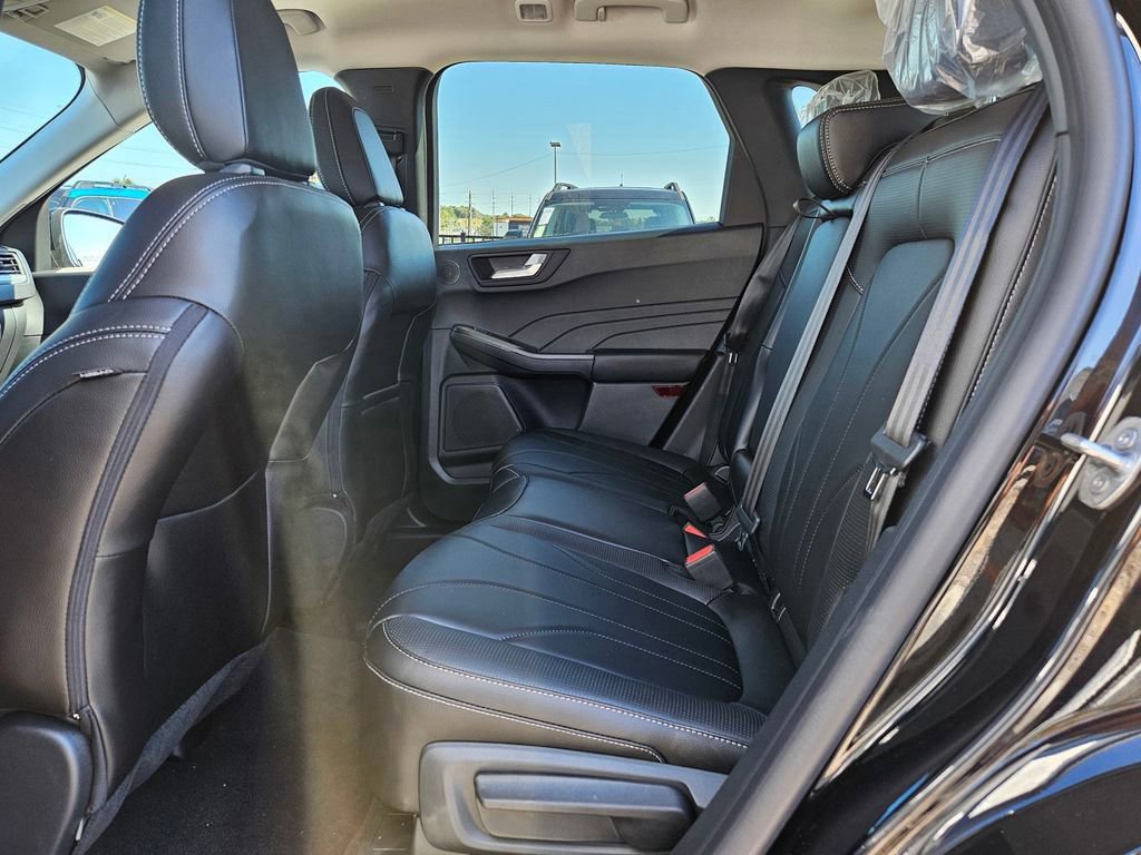 New 2026 Ford Escape SE w/ PHEV Premium Package image 25