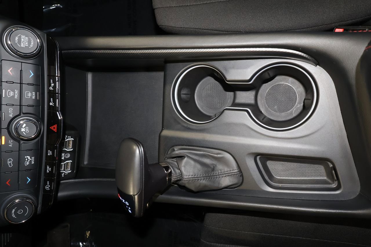 Used 2025 Dodge Durango GT AWD/4WD image 15