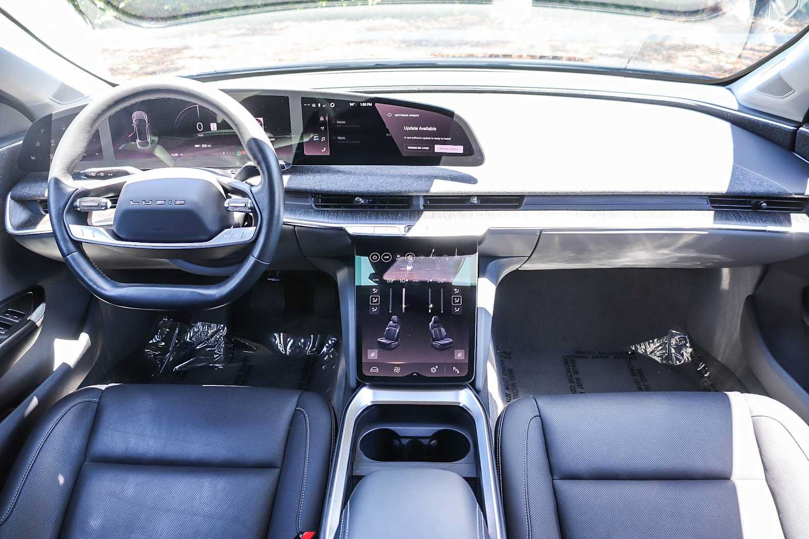Used 2025 Lucid Air Pure RWD image 13