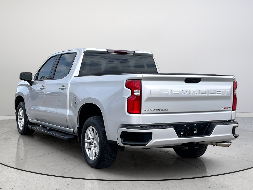 Used 2022 Chevrolet Silverado 1500 RST RWD image 4