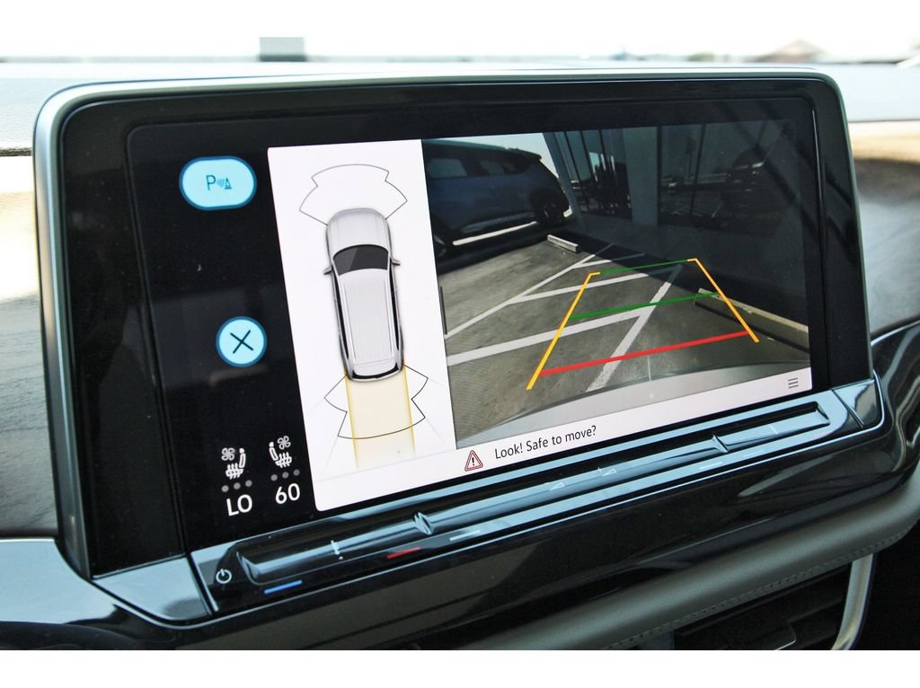 Used 2025 Volkswagen Atlas SE FWD image 28