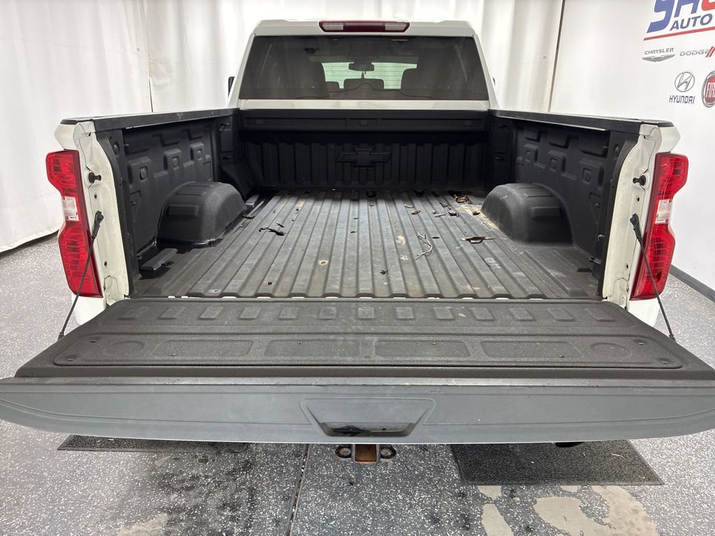 Used 2024 Chevrolet Silverado 2500 LT w/ Convenience Package image 7