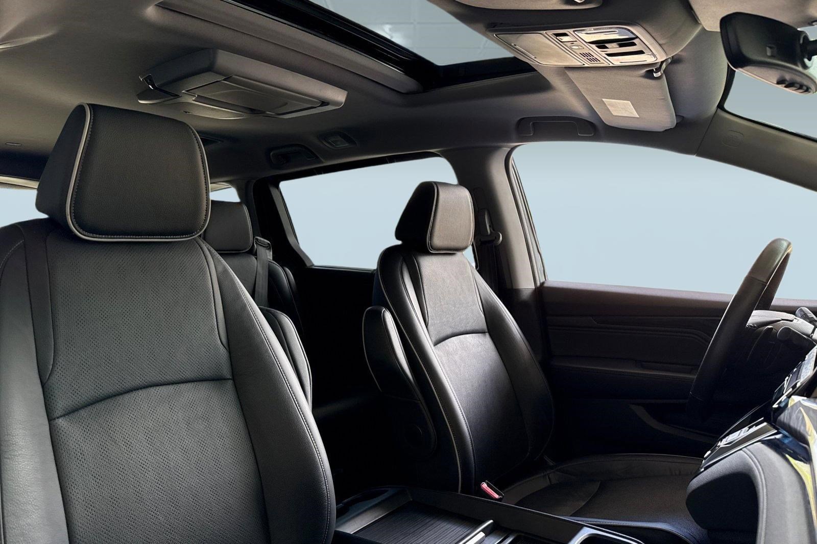 Used 2023 Honda Odyssey Elite image 31