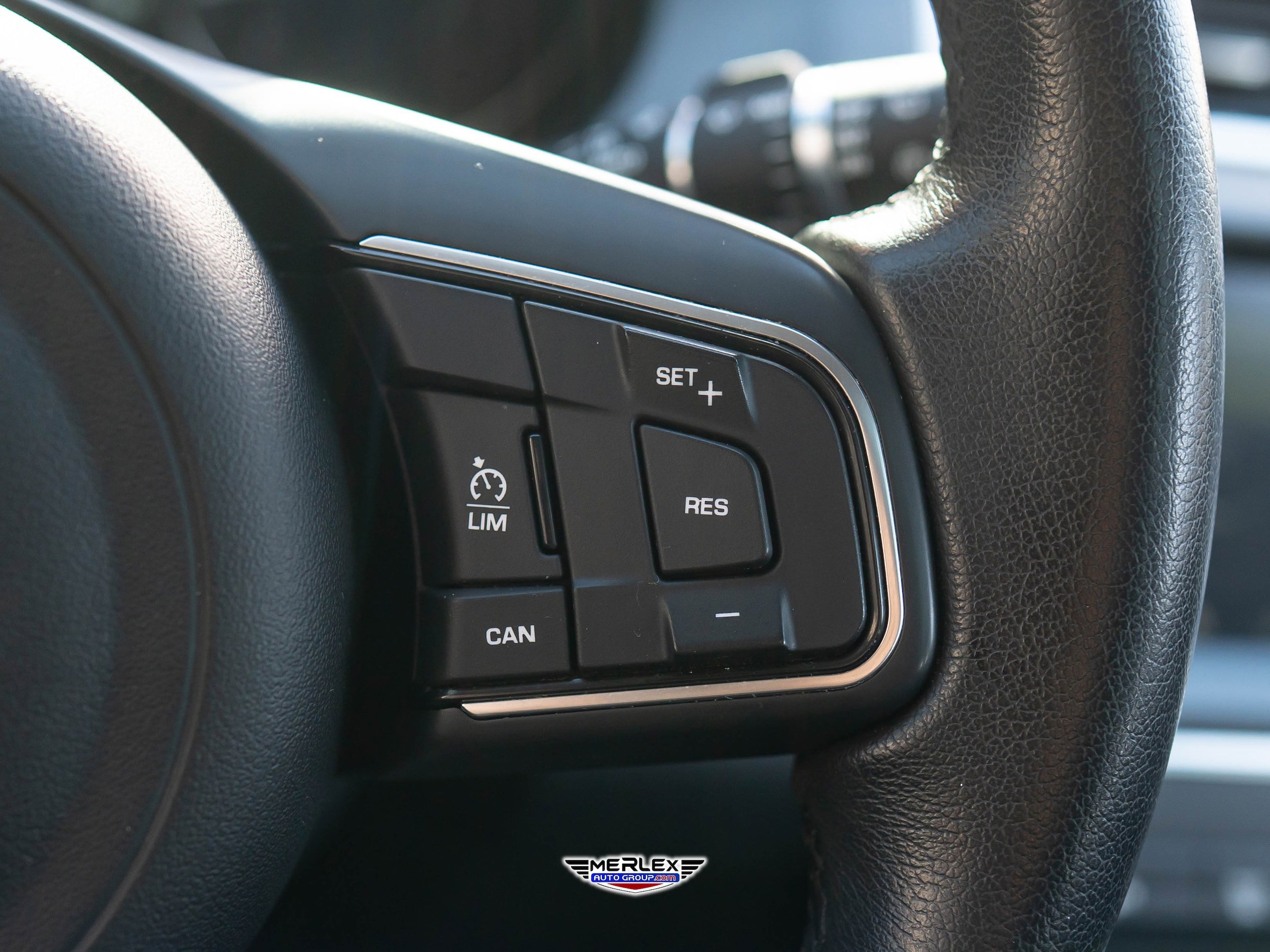 Used 2020 Jaguar E-PACE SE AWD/4WD image 25
