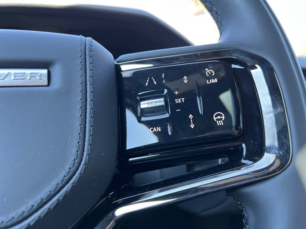 New 2026 Land Rover Range Rover Velar S AWD/4WD image 16
