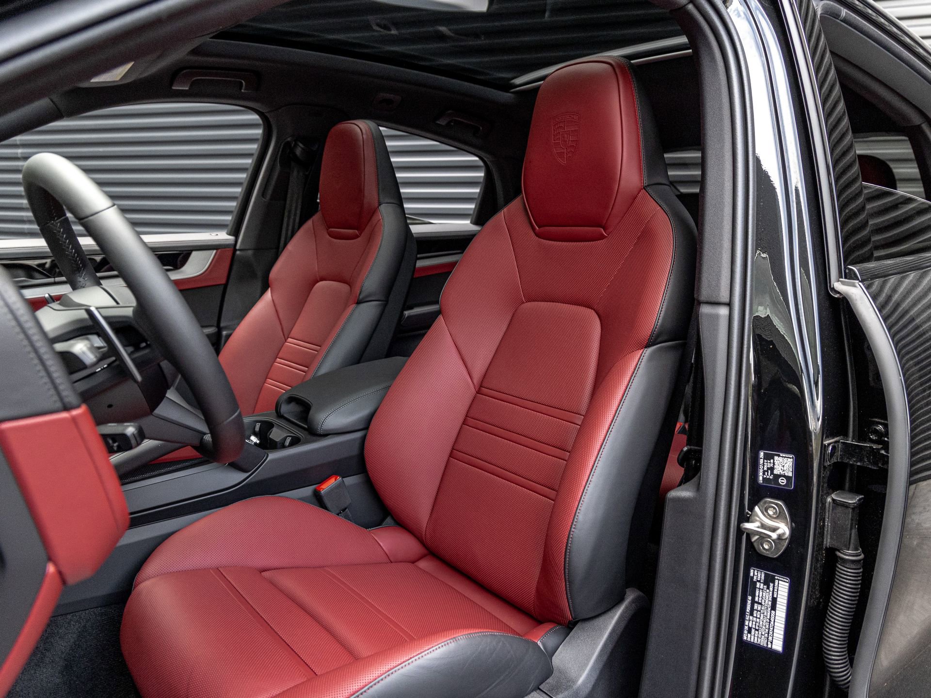 New 2026 Porsche Cayenne E-Hybrid Coupe image 5