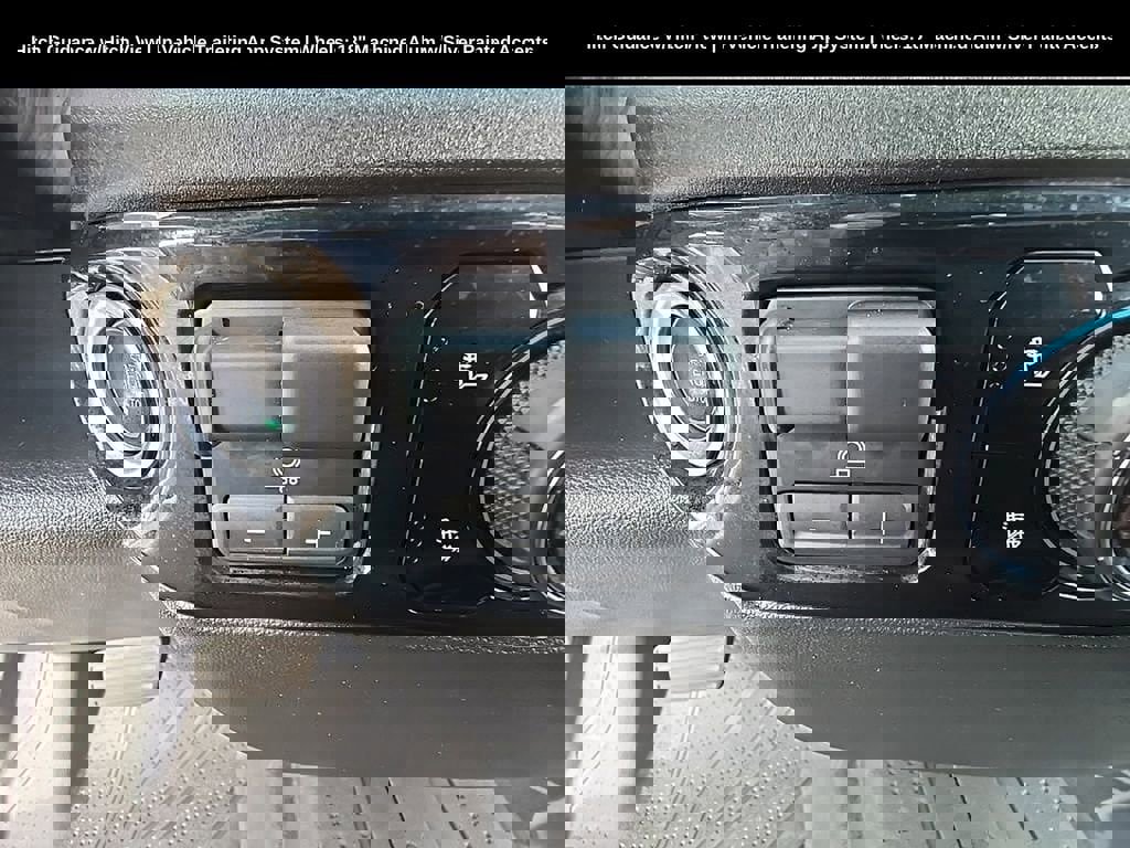 Used 2024 Chevrolet Silverado 2500 LT w/ Convenience Package image 24