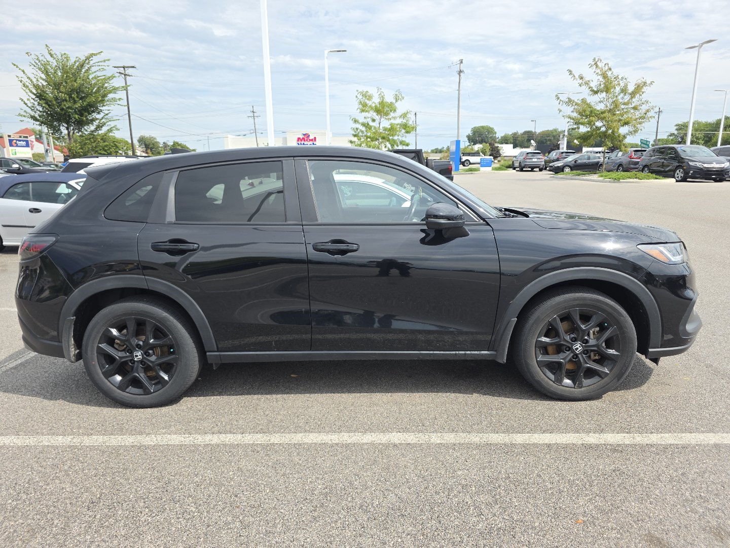 Certified 2024 Honda HR-V Sport image 7