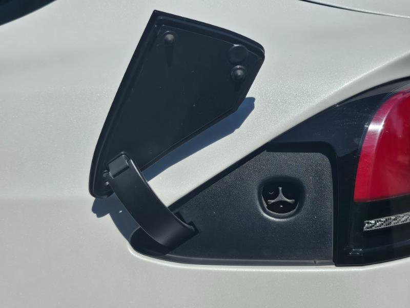 Used 2023 Tesla Model X image 31