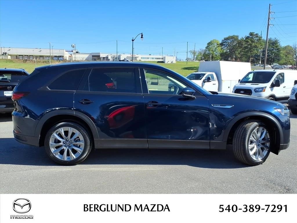 New 2026 MAZDA CX-90 3.3 Turbo w/ Preferred Package AWD/4WD image 4