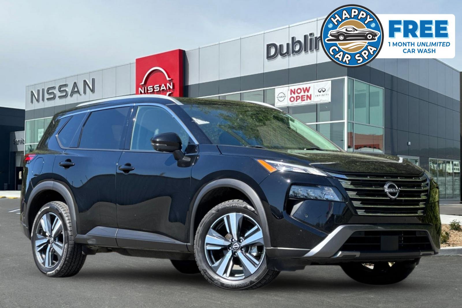 Used 2024 Nissan Rogue SL AWD/4WD image 1