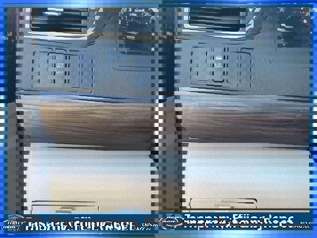 Used 2016 Toyota Camry XLE image 21