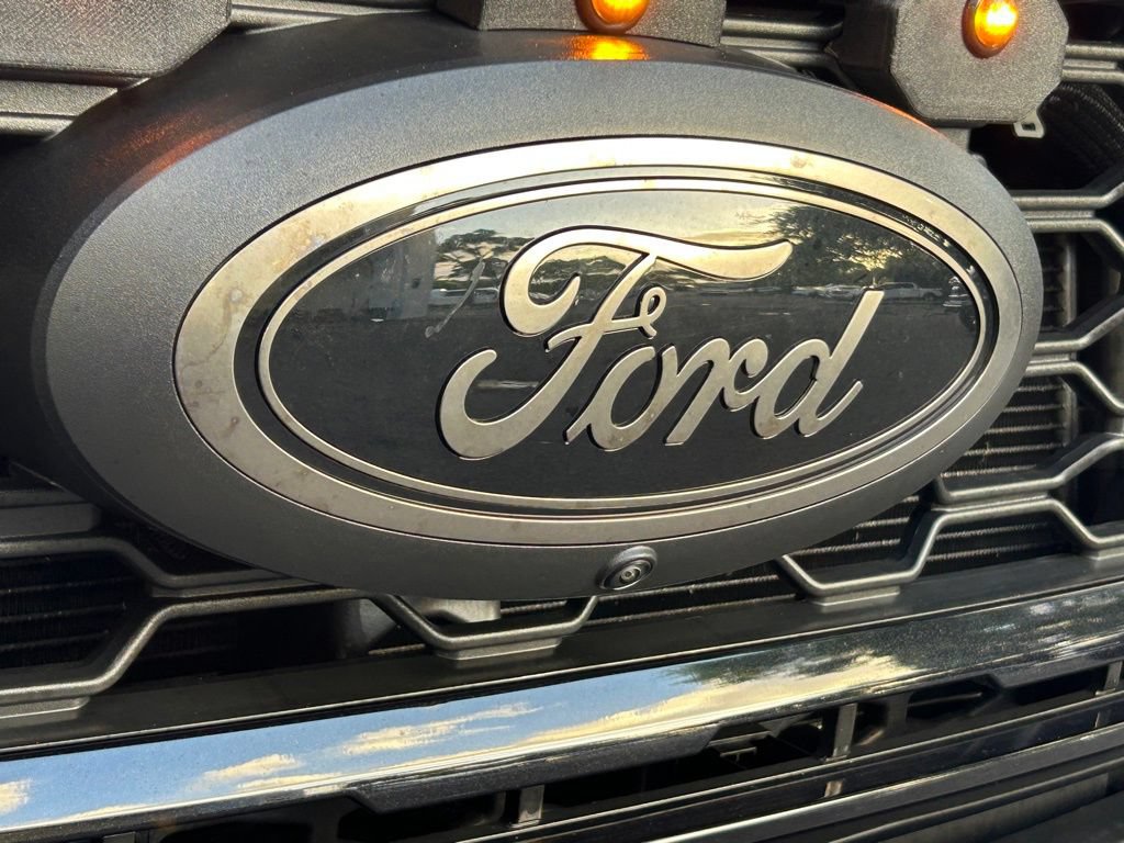 New 2026 Ford F250 Lariat w/ Black Appearance Package AWD/4WD image 23