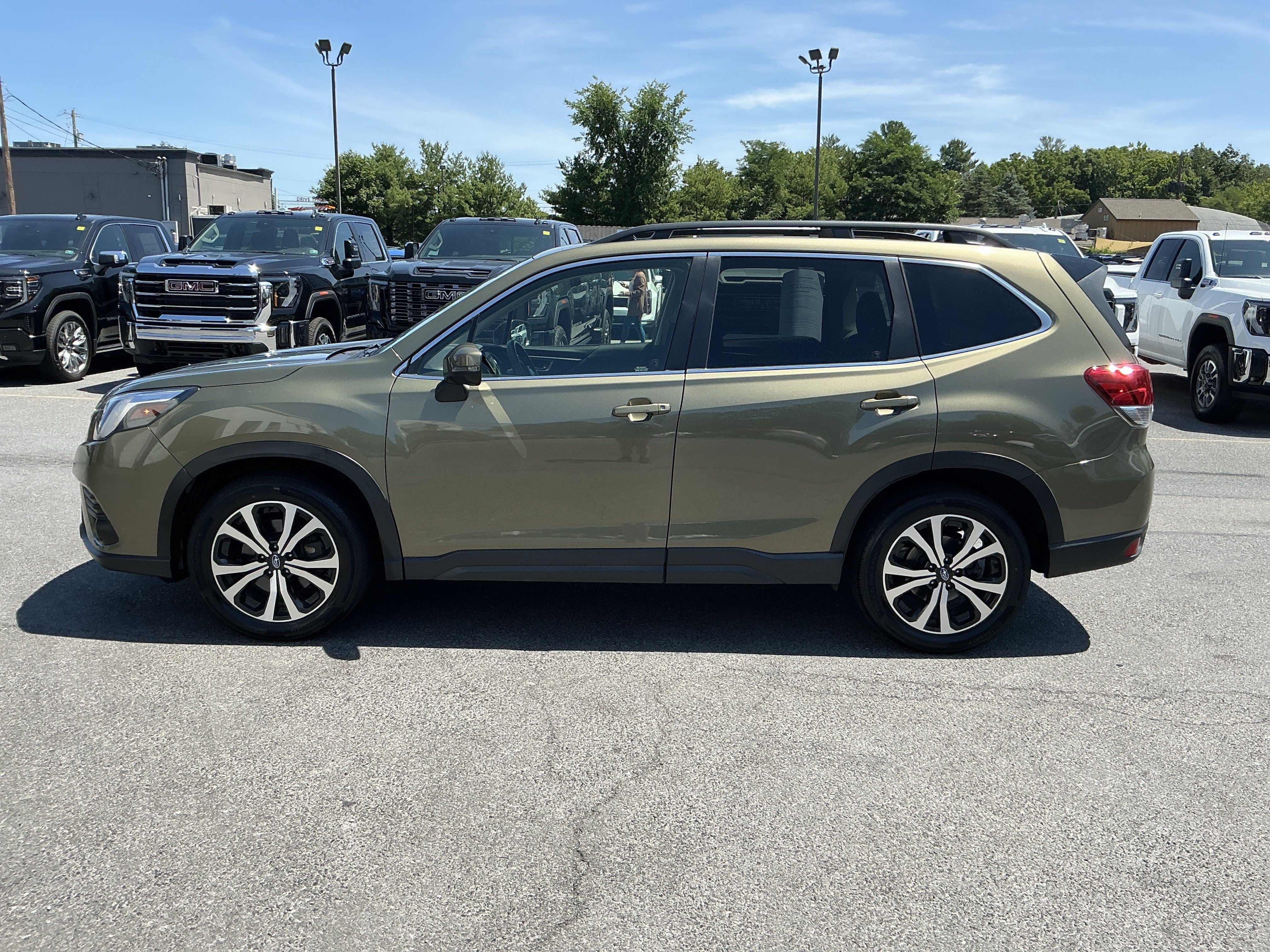 Used 2024 Subaru Forester Limited AWD/4WD image 6