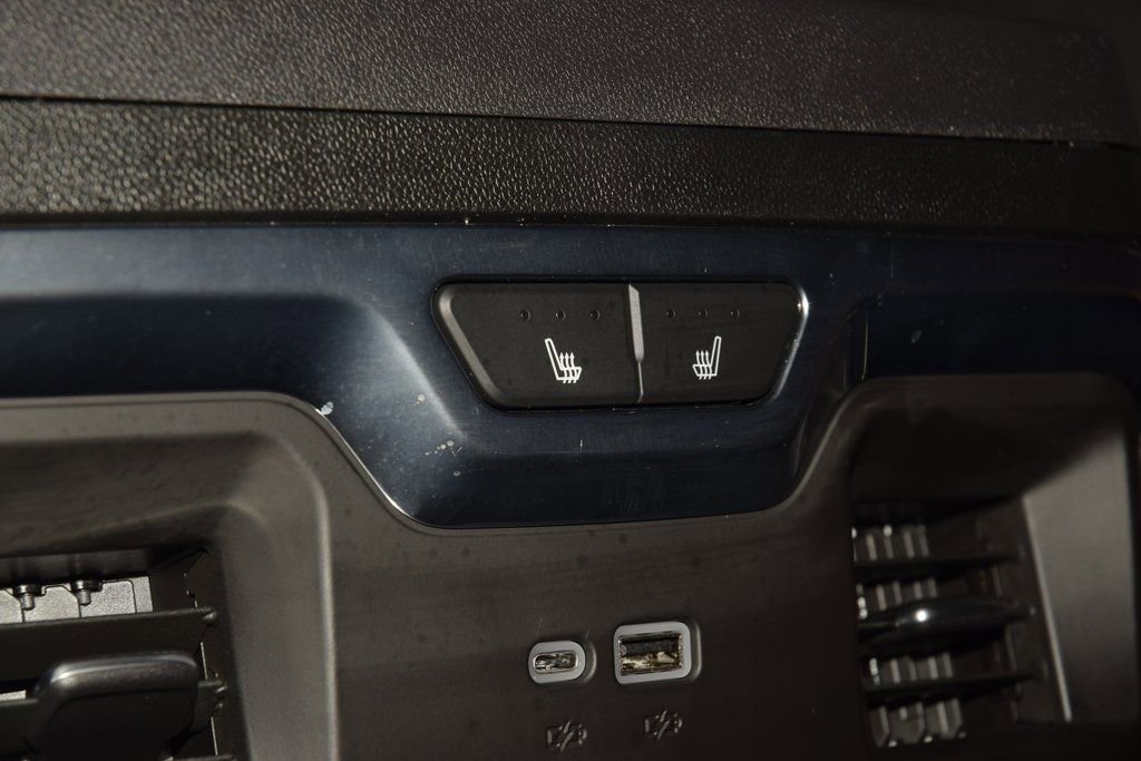 Used 2024 GMC Sierra 3500 Denali Ultimate image 48