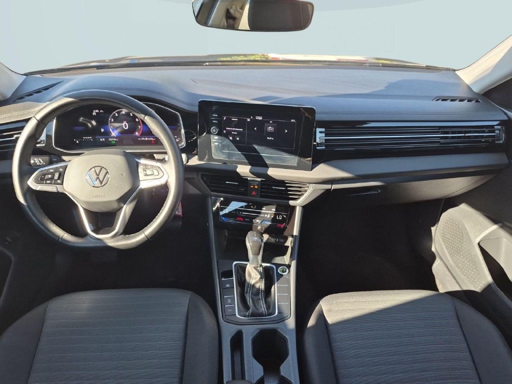 Used 2025 Volkswagen Jetta S FWD image 20