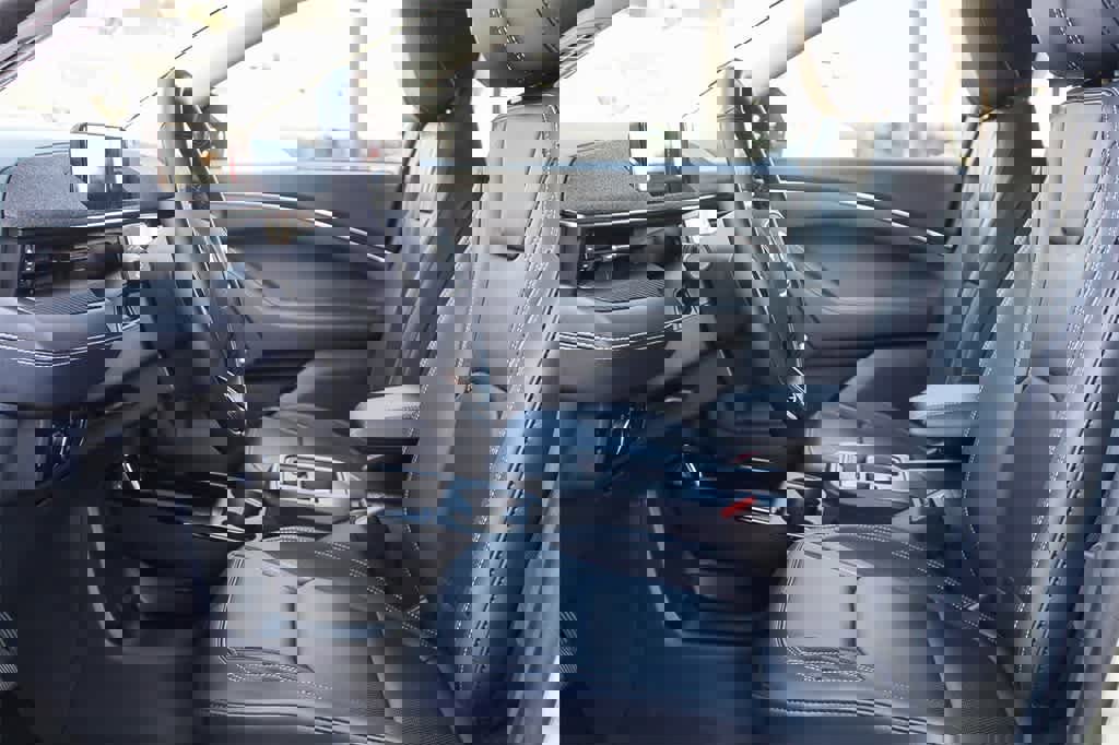 New 2025 Ford Mustang Mach-E Premium image 17