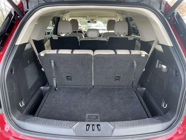 Used 2024 Ford Explorer Limited image 9