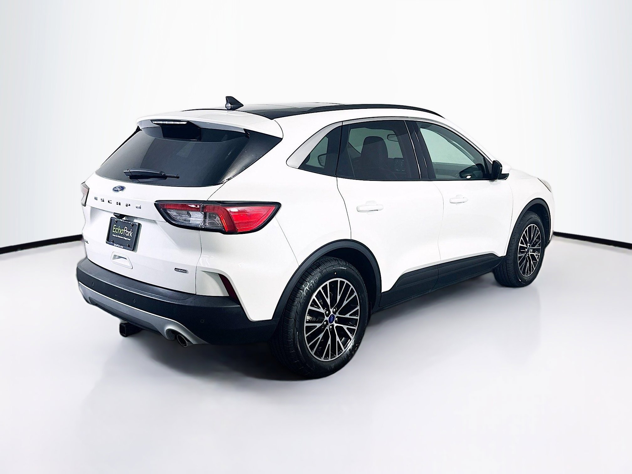 Used 2022 Ford Escape SEL w/ Technology Package image 9