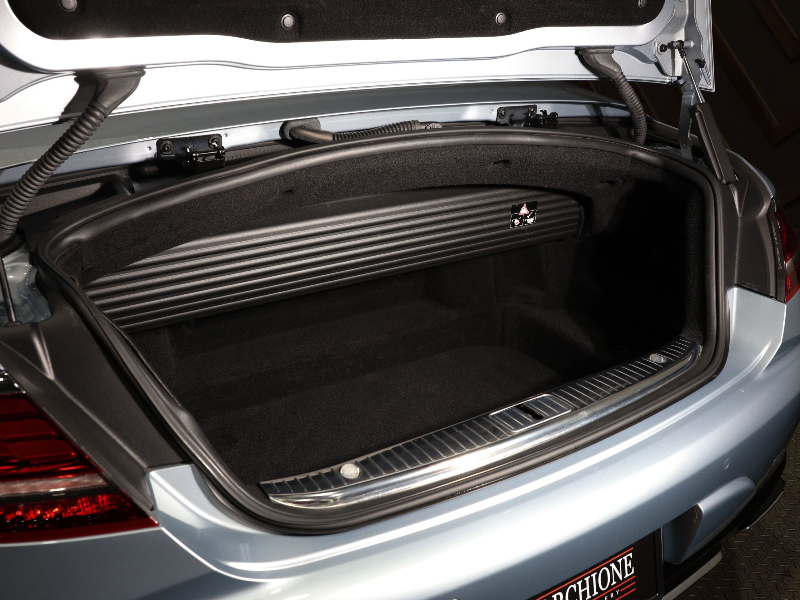 Used 2019 Mercedes-Benz S 560 Cabriolet w/ AMG Line Exterior image 25