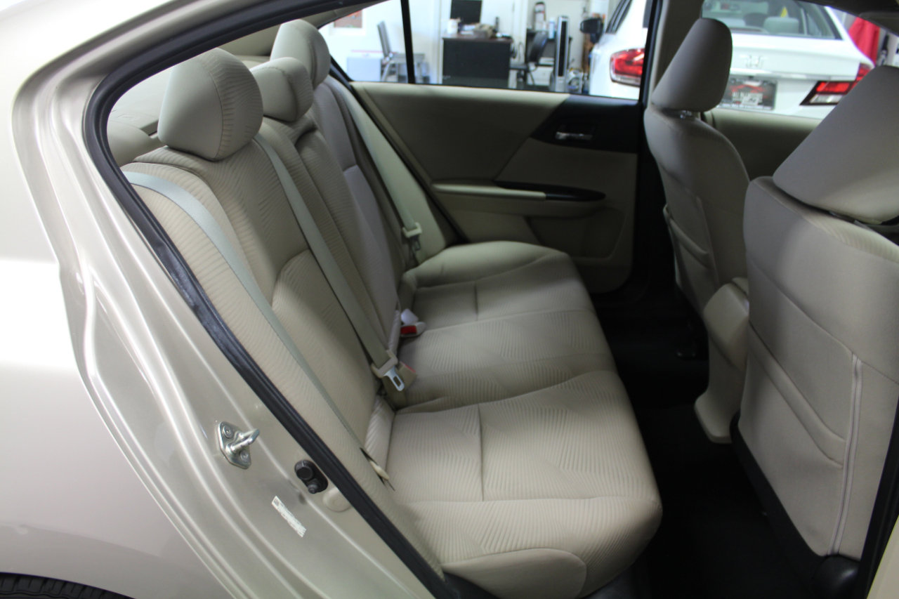 Used 2014 Honda Accord LX image 24