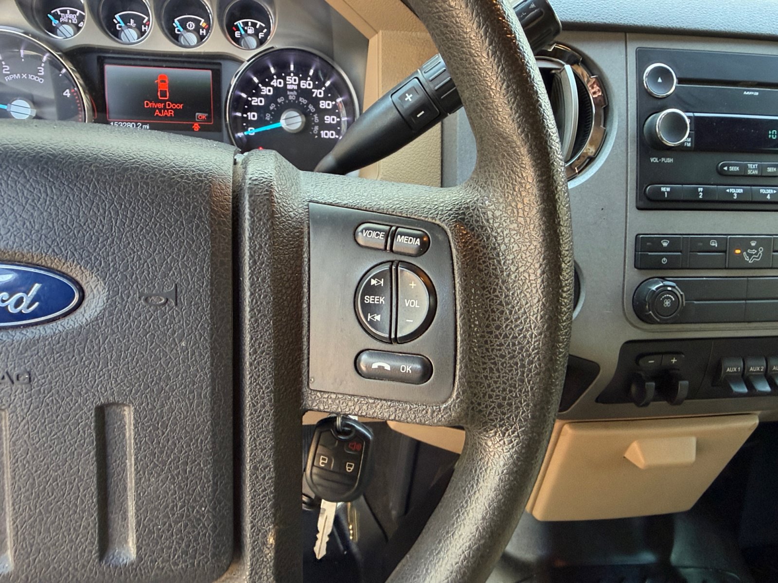 Used 2011 Ford F250 XLT w/ XLT Premium Pkg AWD/4WD image 14