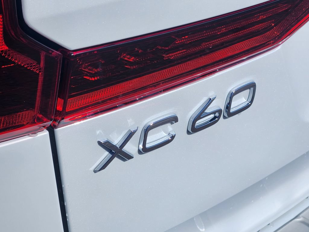 New 2026 Volvo XC60 B5 Ultra w/ Climate Package AWD/4WD image 31