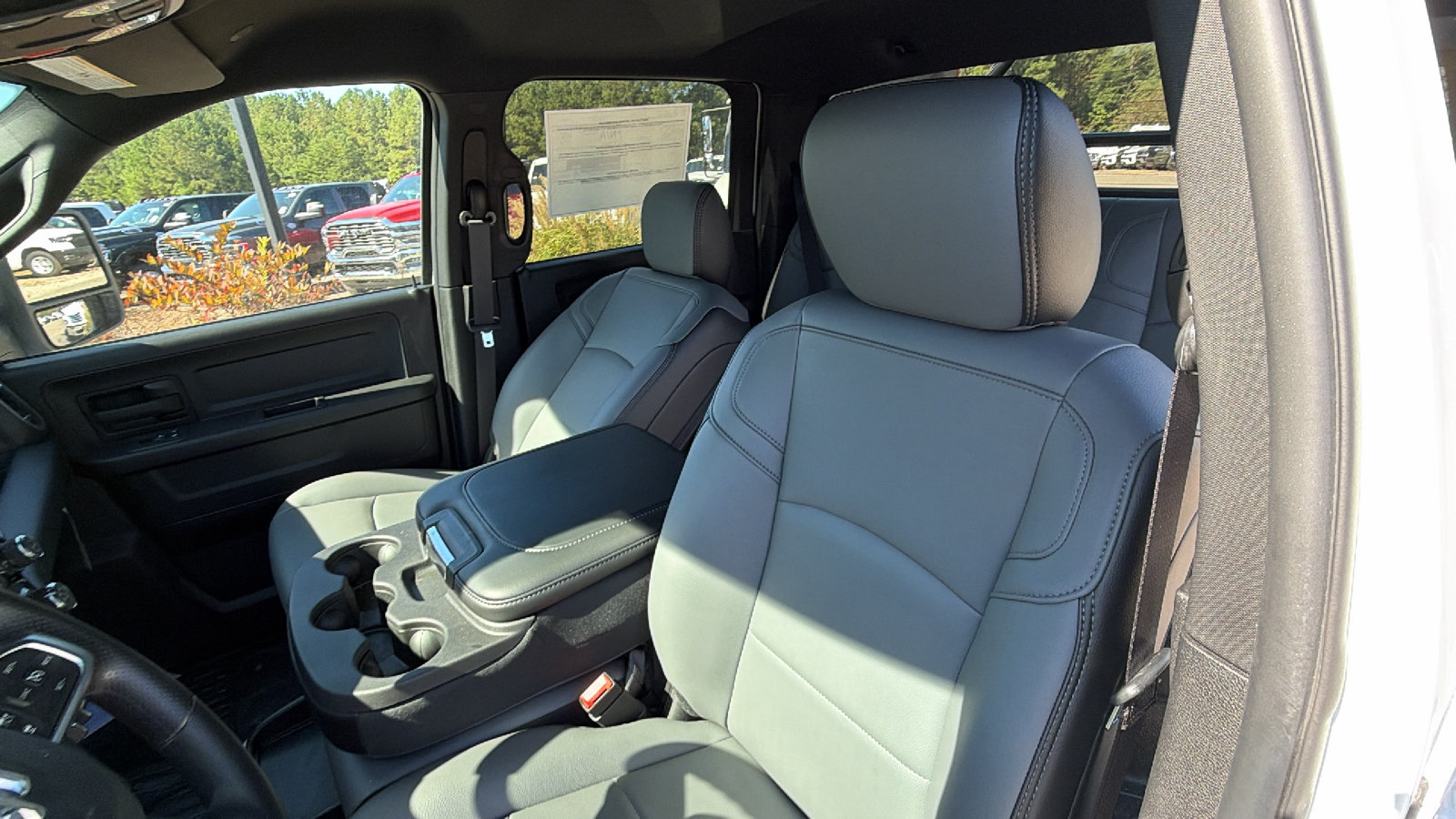 New 2026 RAM 5500 Tradesman w/ Chrome Appearance Group AWD/4WD image 17