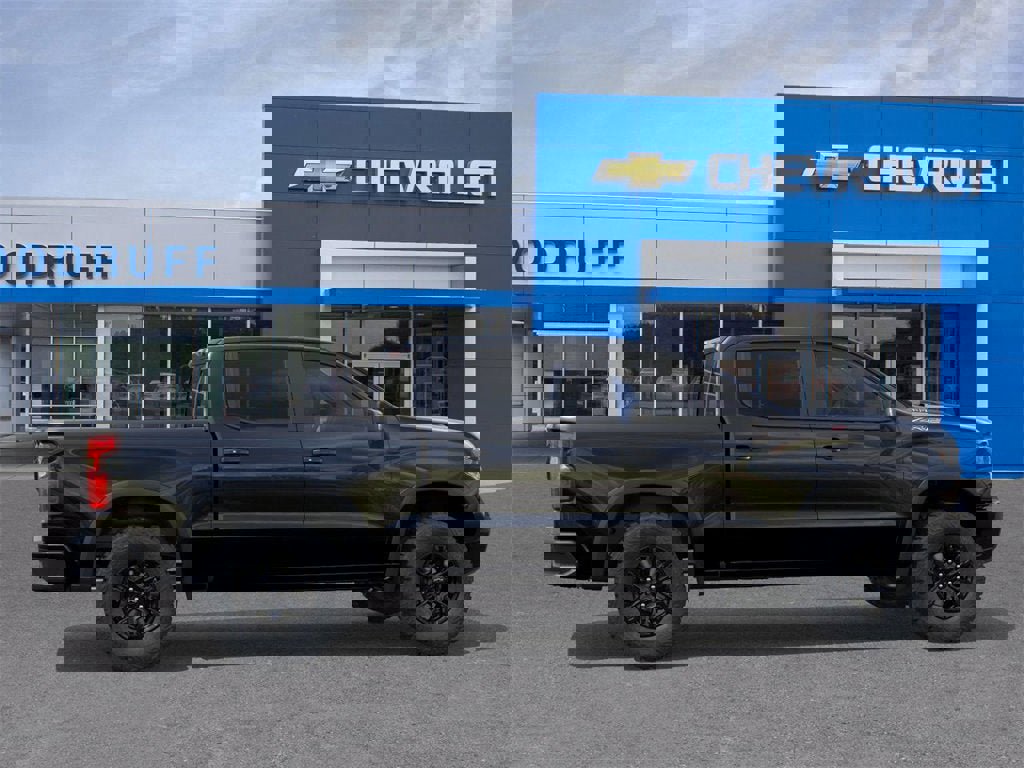 New 2026 Chevrolet Silverado 1500 ZR2 image 5