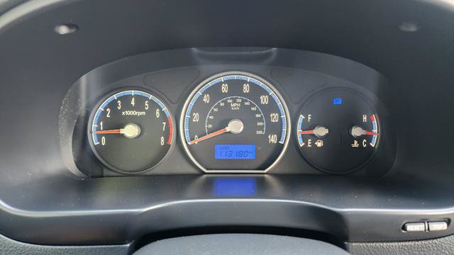 Used 2009 Hyundai Santa Fe GLS FWD image 18