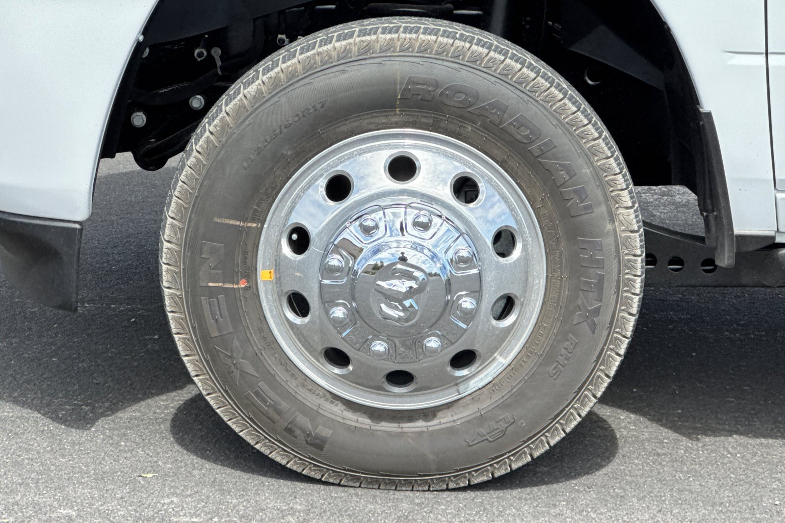 New 2027 RAM 3500 Laramie AWD/4WD image 24