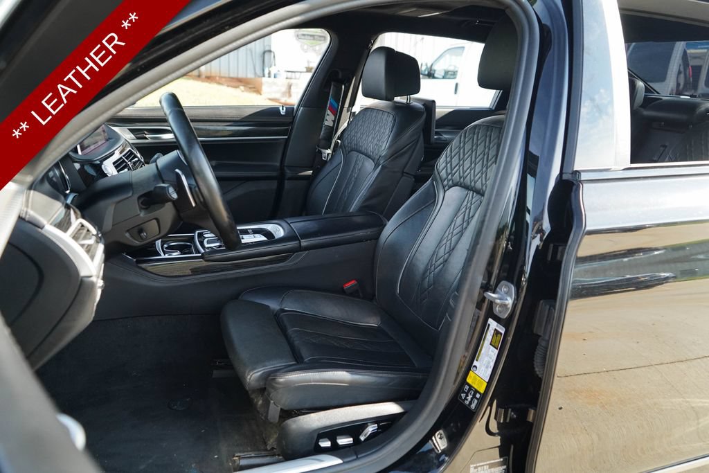 Used 2019 BMW M760i xDrive w/ Luxury Rear Seating Package AWD/4WD image 7