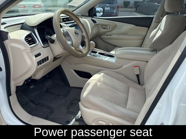 Used 2018 Nissan Murano SV image 19