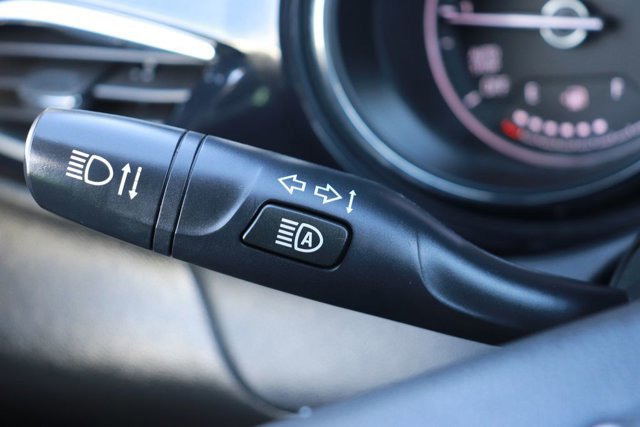 Used 2021 Buick Encore GX Select w/ Experience Buick Package image 22