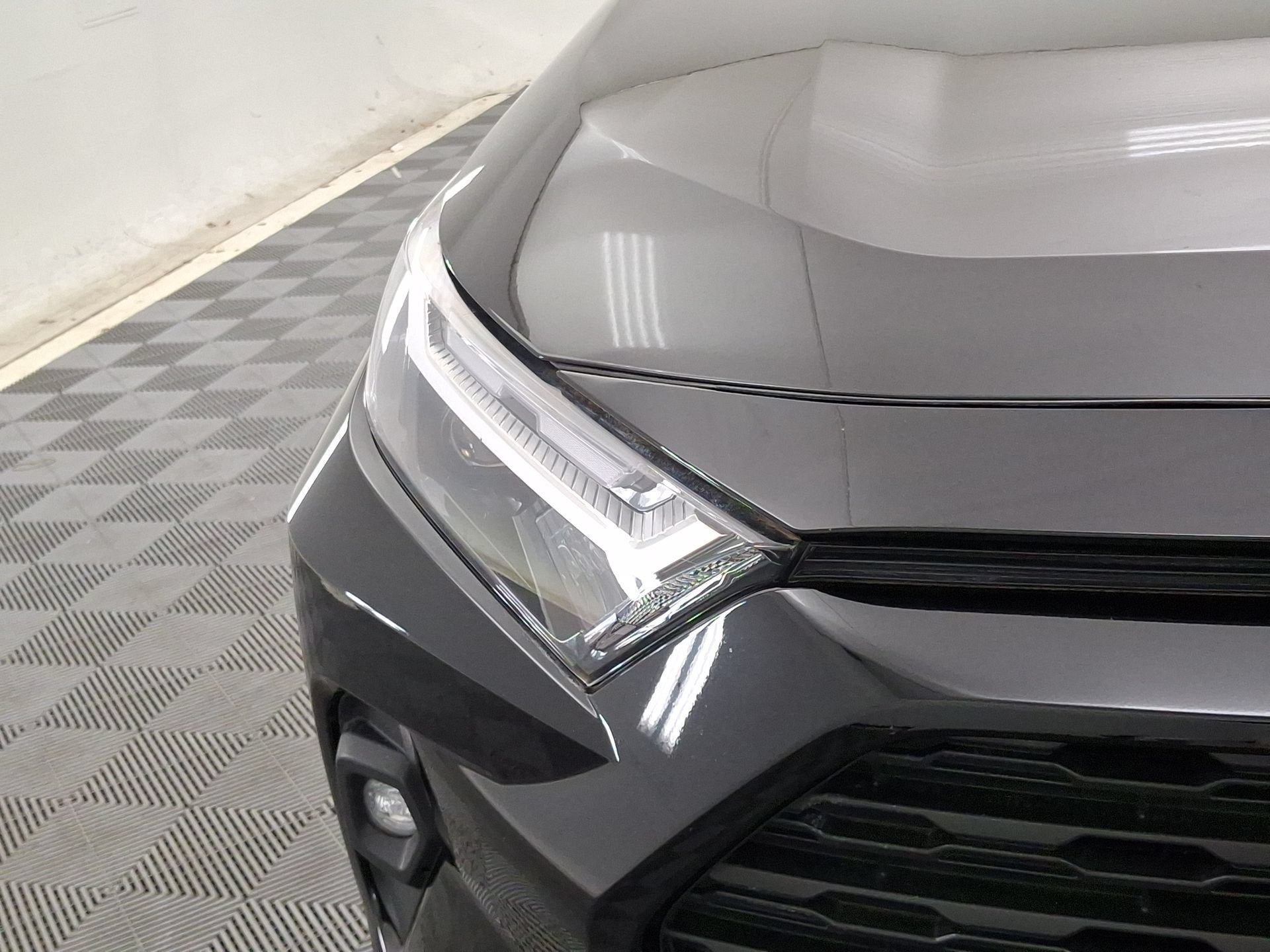 Certified 2023 Toyota RAV4 XLE Premium AWD/4WD image 28