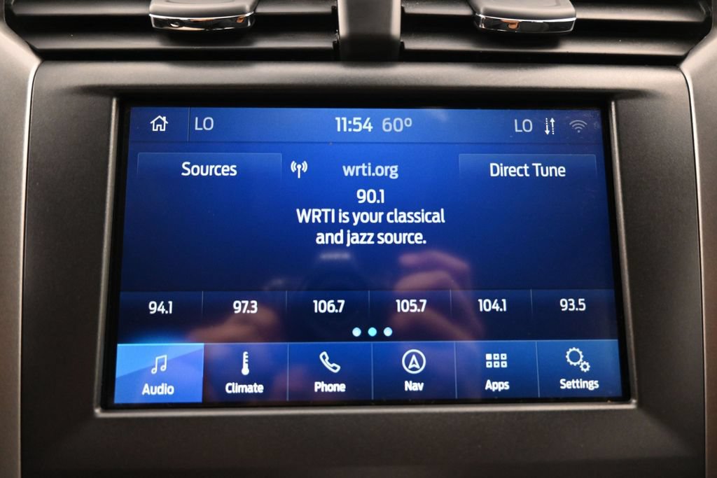 Used 2020 Ford Fusion SE FWD image 15