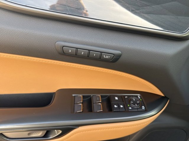 Used 2025 Lexus NX 350h AWD w/ Premium Package image 12