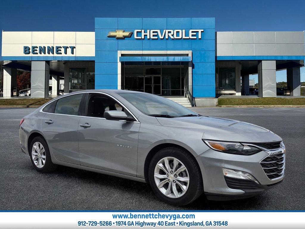 Used 2024 Chevrolet Malibu LT FWD image 1
