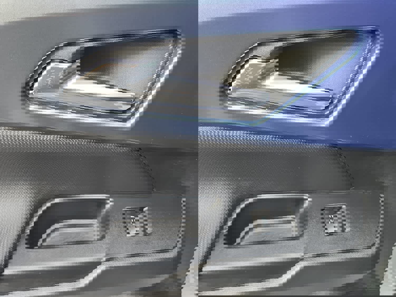 New 2026 Chevrolet Equinox EV LT image 33