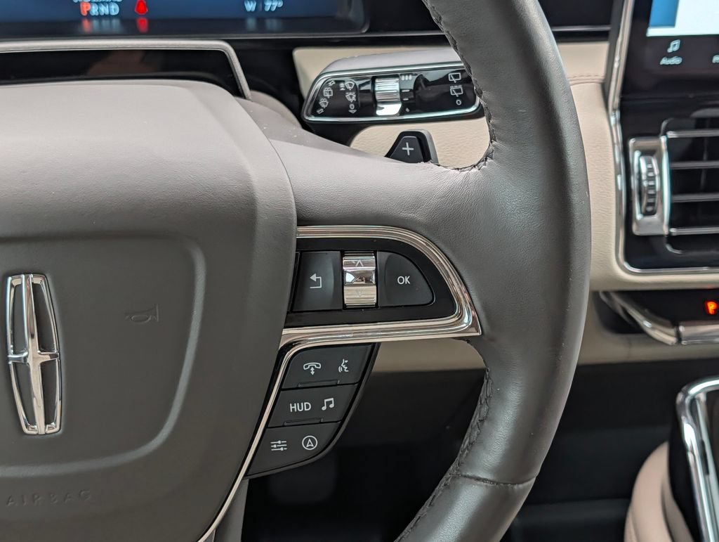 Used 2024 Lincoln Navigator L Reserve AWD/4WD image 22