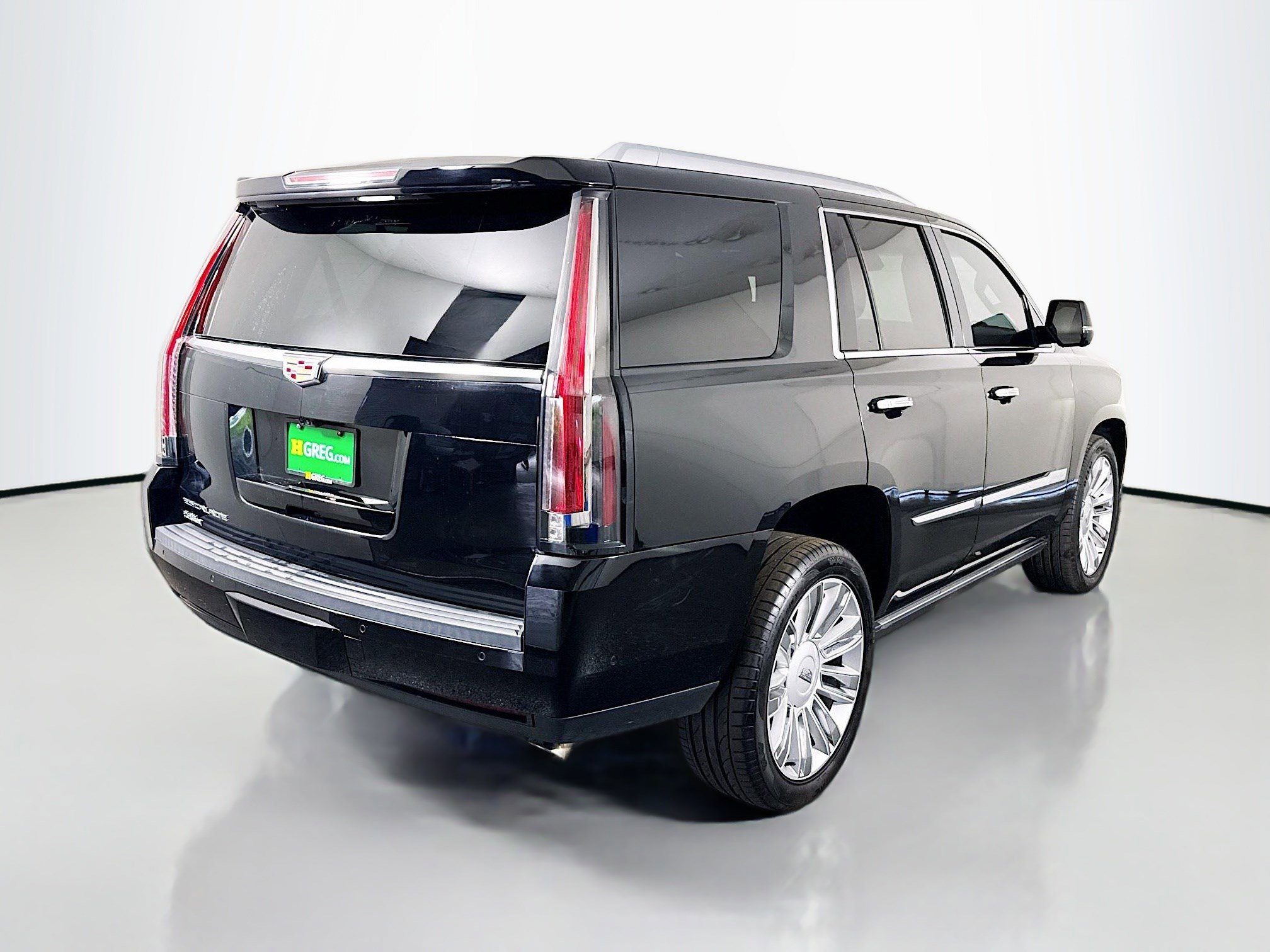 Used 2020 Cadillac Escalade Platinum image 10