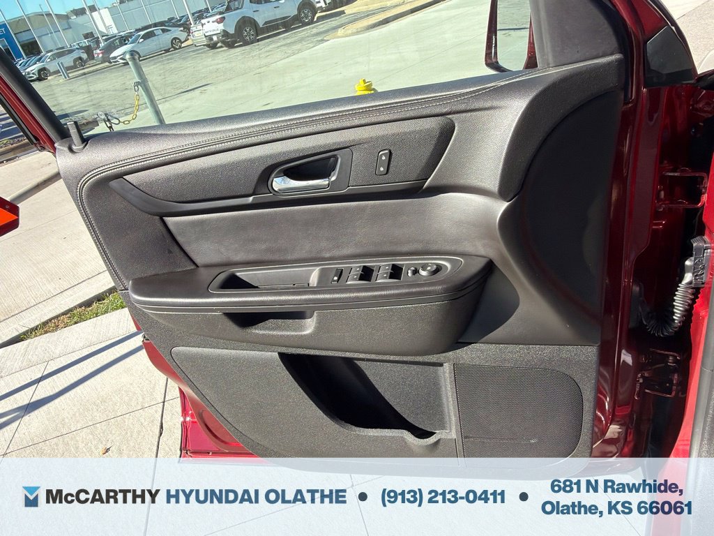 Used 2016 Chevrolet Traverse LT AWD/4WD image 32