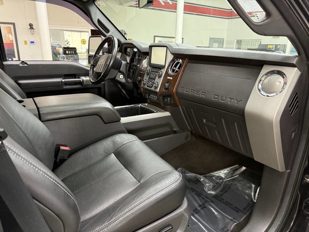 Used 2016 Ford F250 Lariat w/ Lariat Ultimate Package image 17