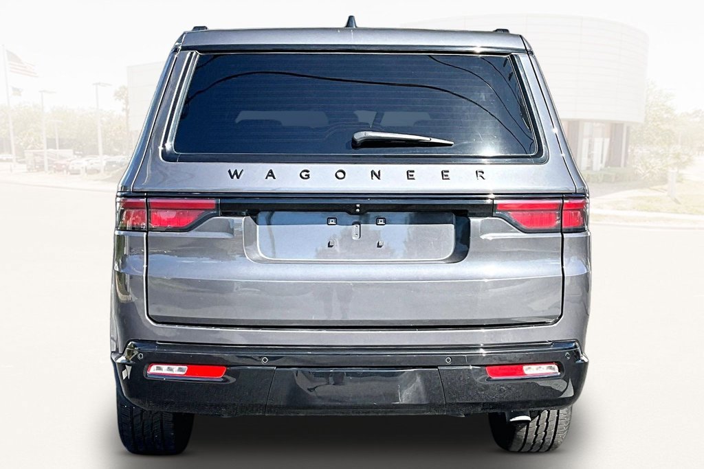 Used 2024 Jeep Wagoneer Series II AWD/4WD image 5